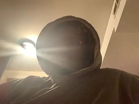 Snapshot of BigKittyRaven chatting on December 2024 02:08:01 AM BigKittyRaven online show from December 2024 02:08:01 AM