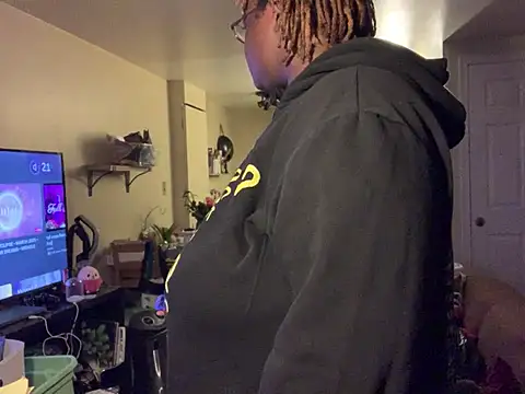 Snapshot of BigKittyRaven chatting on March 2025 03:37:01 AM BigKittyRaven online show from March 2025 03:37:01 AM