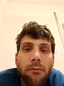 Snapshot of dariodario chatting on February 2025 09:52:01 PM dariodario online show from February 2025 09:52:01 PM