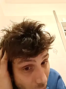 Snapshot of dariodario chatting on February 2025 10:49:01 AM dariodario online show from February 2025 10:49:01 AM