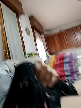 Snapshot of dariodario chatting on February 2025 10:45:01 AM dariodario online show from February 2025 10:45:01 AM