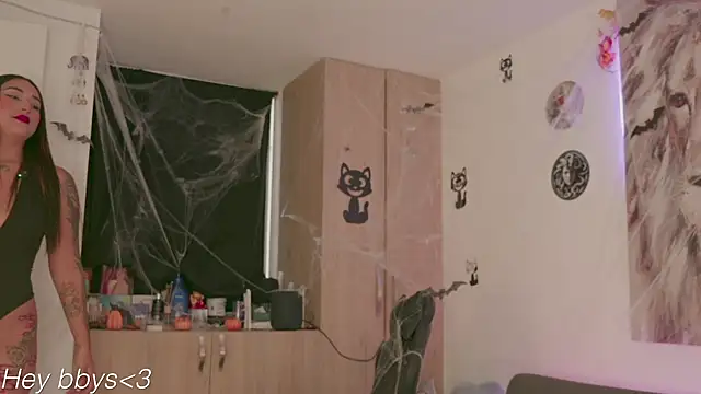 Maryann jones online show from October 2025 12:26:01 PM