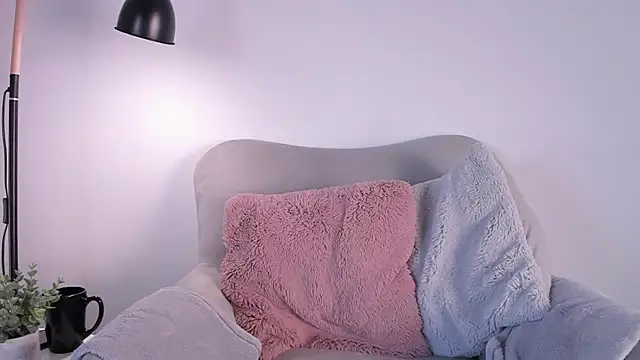 EmmaaCoel online show from December 2024 09:37:02 PM