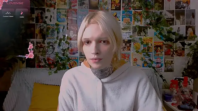 Simona Rain online show from September 2025 09:09:02 PM