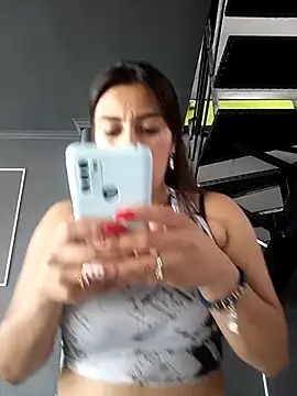 LIZ-06  online show from March 2025 12:33:02 PM