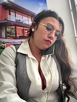 LIZ-06  online show from December 2025 02:10:02 PM