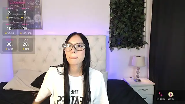 hikari kagura online show from December 2024 01:22:01 PM
