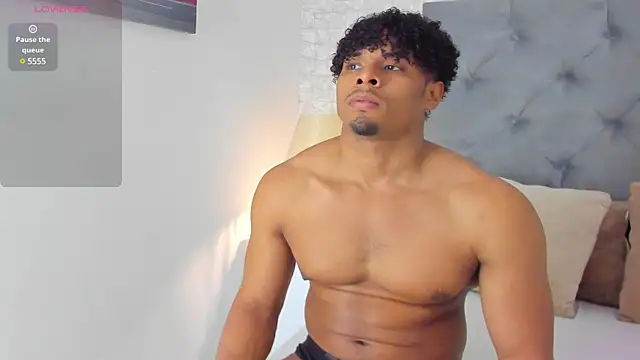 Jacub Micke1 online show from January 2025 01:24:01 AM