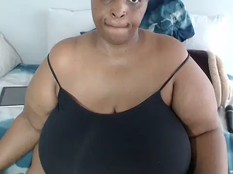 Snapshot of BootyDiva5 chatting on February 2025 03:37:02 PM BootyDiva5 online show from February 2025 03:37:02 PM