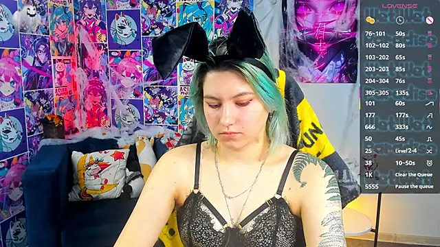 Bonni Meiz online show from November 2025 02:58:02 AM