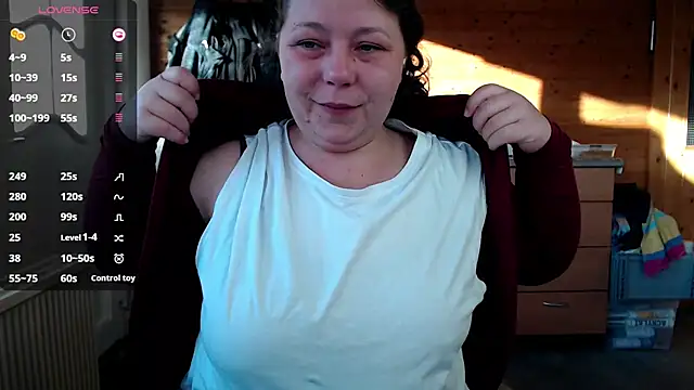 Snapshot of KasiaPrivat chatting on March 2025 06:59:01 AM KasiaPrivat online show from March 2025 06:59:01 AM