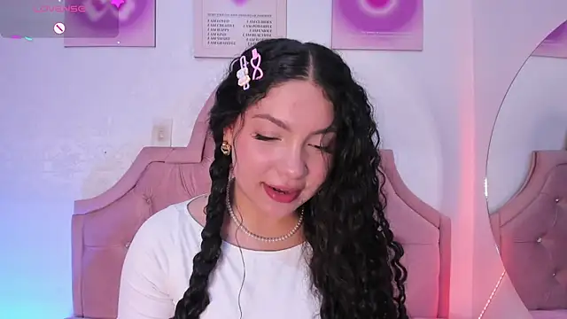 amandalee01 online show from September 2025 07:36:01 PM