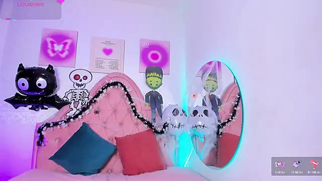 amandalee01 online show from October 2025 07:12:02 PM