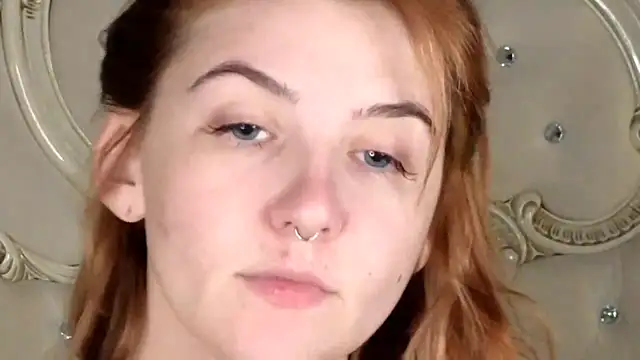 Melanie Stoun online show from September 2025 08:42:02 AM