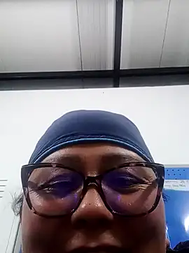 Snapshot of Darly_Gomez chatting on December 2024 05:02:01 AM Darly Gomez online show from December 2024 05:02:01 AM