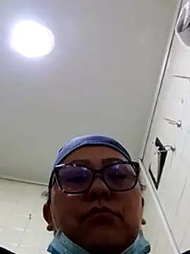 Snapshot of Darly_Gomez chatting on January 2025 01:21:02 PM Darly Gomez online show from January 2025 01:21:02 PM