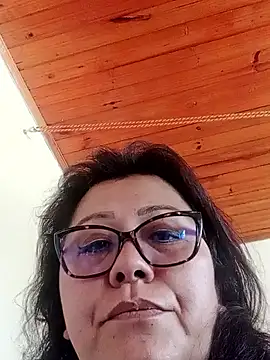 Snapshot of Darly_Gomez chatting on February 2025 02:48:02 PM Darly Gomez online show from February 2025 02:48:02 PM