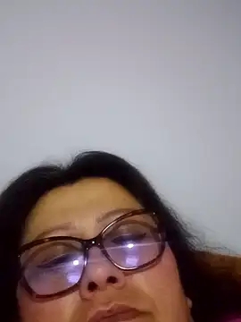 Snapshot of Darly_Gomez chatting on February 2025 12:04:02 AM Darly Gomez online show from February 2025 12:04:02 AM