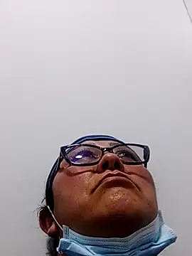 Snapshot of Darly_Gomez chatting on March 2025 06:11:02 PM Darly Gomez online show from March 2025 06:11:02 PM