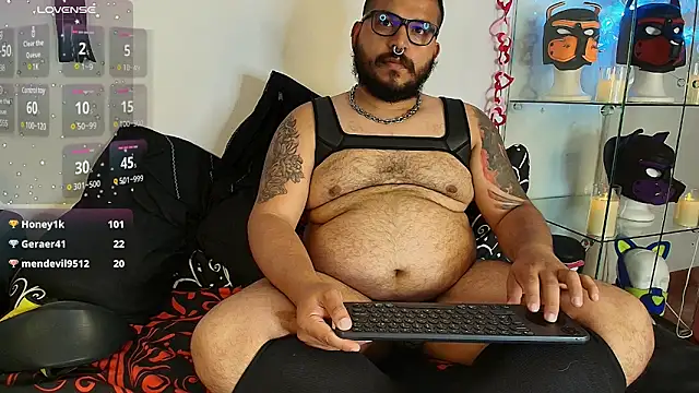 Snapshot of dannybear_ chatting on February 2025 06:03:01 PM dannybear online show from February 2025 06:03:01 PM