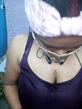 Sexy Mona Bhabhi online show from January 2025 06:55:02 PM