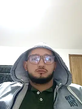 Snapshot of Nene1325 chatting on December 2024 08:15:01 AM Nene1325 online show from December 2024 08:15:01 AM