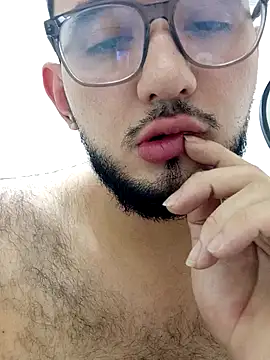 Snapshot of Nene1325 chatting on December 2024 10:13:02 AM Nene1325 online show from December 2024 10:13:02 AM