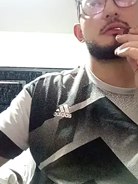 Snapshot of Nene1325 chatting on December 2024 12:45:02 AM Nene1325 online show from December 2024 12:45:02 AM