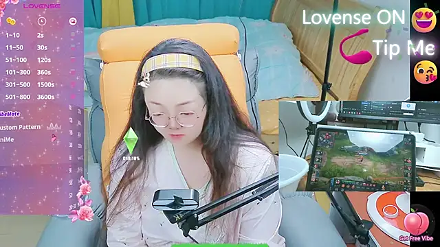 Weiwei5200 online show from February 2025 10:18:02 PM