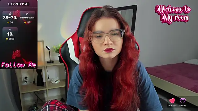 Snapshot of Sonya_Glen chatting on December 2024 07:14:01 PM Sonya Glen online show from December 2024 07:14:01 PM