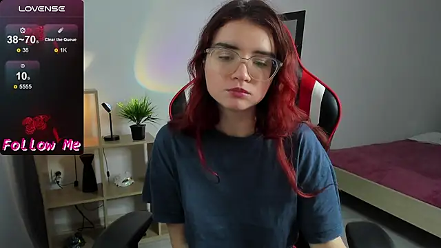 Snapshot of Sonya_Glen chatting on December 2024 10:16:02 PM Sonya Glen online show from December 2024 10:16:02 PM