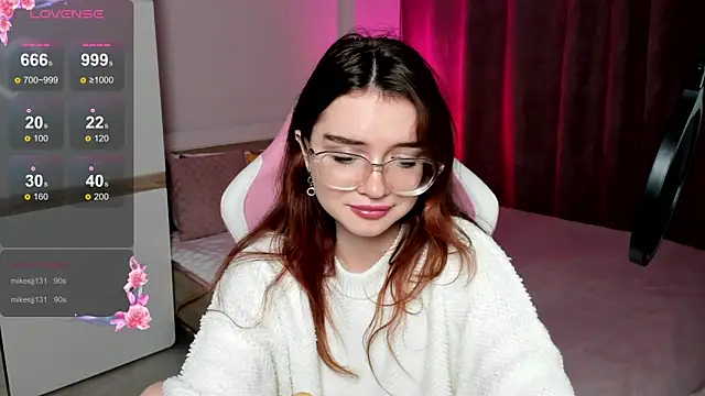 Snapshot of Sonya_Glen chatting on February 2025 03:11:02 AM Sonya Glen online show from February 2025 03:11:02 AM