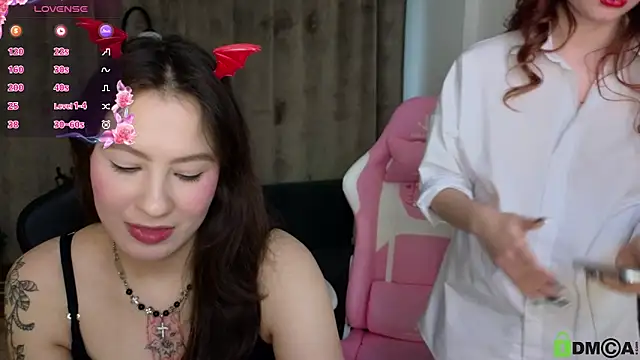 Snapshot of Sonya_Glen chatting on February 2025 01:33:02 PM Sonya Glen online show from February 2025 01:33:02 PM