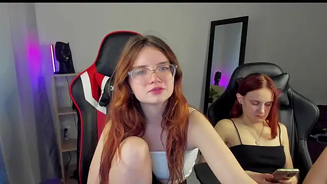 Snapshot of Sonya_Glen chatting on February 2025 05:56:02 AM Sonya Glen online show from February 2025 05:56:02 AM