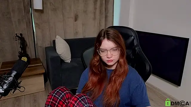 Snapshot of Sonya_Glen chatting on February 2025 02:25:01 PM Sonya Glen online show from February 2025 02:25:01 PM