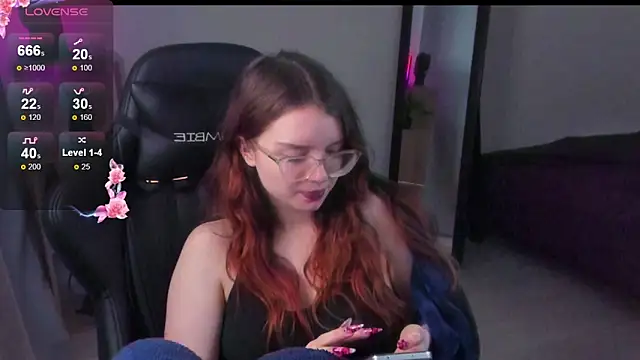 Snapshot of Sonya_Glen chatting on February 2025 08:04:01 AM Sonya Glen online show from February 2025 08:04:01 AM