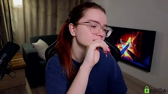 Snapshot of Sonya_Glen chatting on March 2025 04:05:02 AM Sonya Glen online show from March 2025 04:05:02 AM