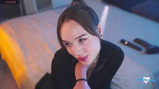 Snapshot of Bllowjoyy chatting on October 2025 07:15:01 AM Bllowjoyy online show from October 2025 07:15:01 AM