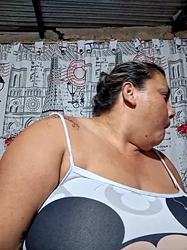 Snapshot of chubby_sexy_big_tits chatting on October 2025 12:11:01 AM chubby sexy big tits online show from October 2025 12:11:01 AM