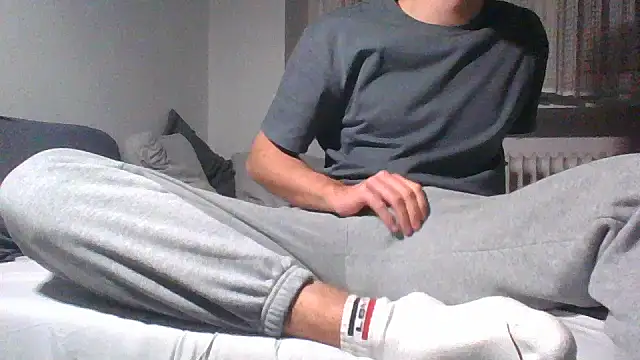 Snapshot of Jamie_2006 chatting on November 2025 07:01:02 PM Jamie 2006 online show from November 2025 07:01:02 PM