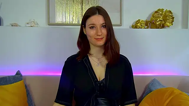 Snapshot of VictoriaArdern chatting on October 2025 07:09:02 AM VictoriaArdern online show from October 2025 07:09:02 AM