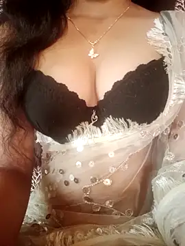 Snapshot of sexyriya_008 chatting on January 2025 07:28:01 AM sexyriya 008 online show from January 2025 07:28:01 AM