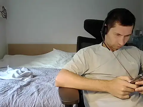HotUkraine online show from September 2025 07:33:02 AM