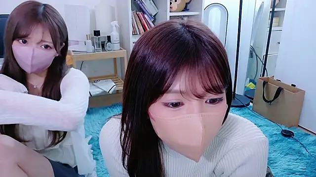 Snapshot of Runarunapi chatting on September 2025 02:10:01 PM Runarunapi online show from September 2025 02:10:01 PM