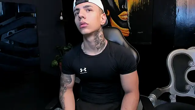 Flynn Riider online show from October 2025 05:13:02 PM