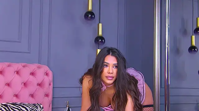 Snapshot of Nicole_Diva chatting on January 2025 07:07:01 AM Nicole Diva online show from January 2025 07:07:01 AM