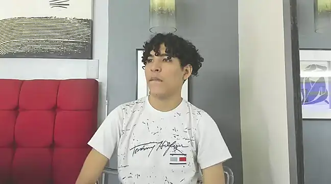  Natassia Dreams online show from March 2025 04:04:02 PM