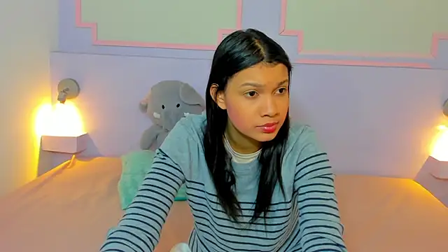 SelenaFox6 online show from October 2025 11:00:01 AM