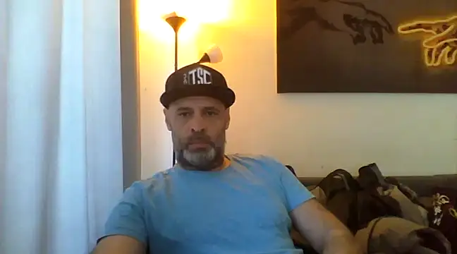 Snapshot of Avamereandmikel chatting on February 2025 07:26:02 AM Avamereandmikel online show from February 2025 07:26:02 AM