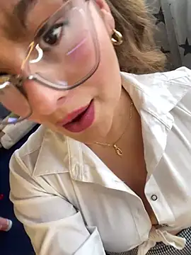 Gabriela-Parker  online show from January 2025 06:17:01 PM